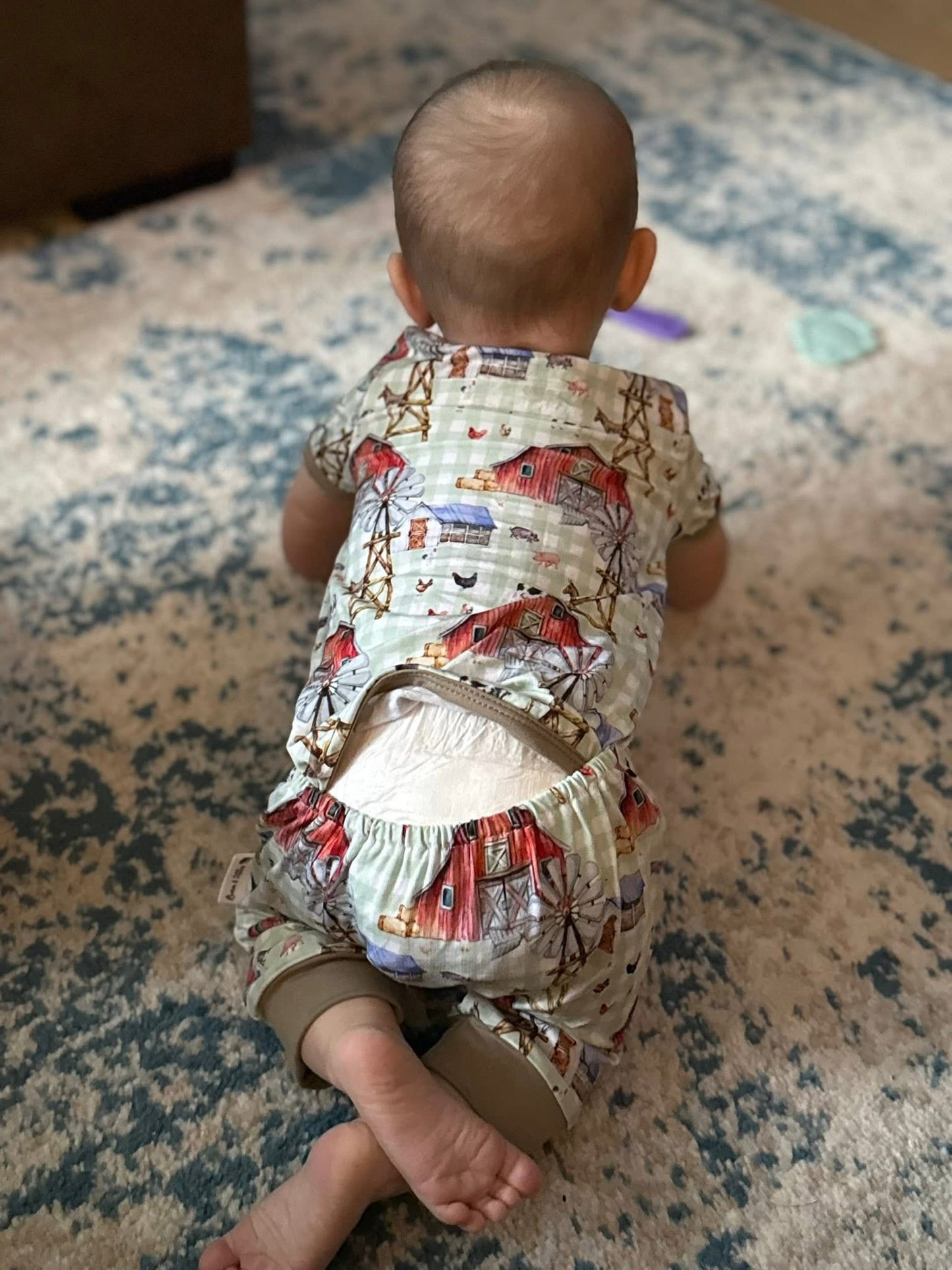 Short Sleeve Envelope Romper - All Space Collections