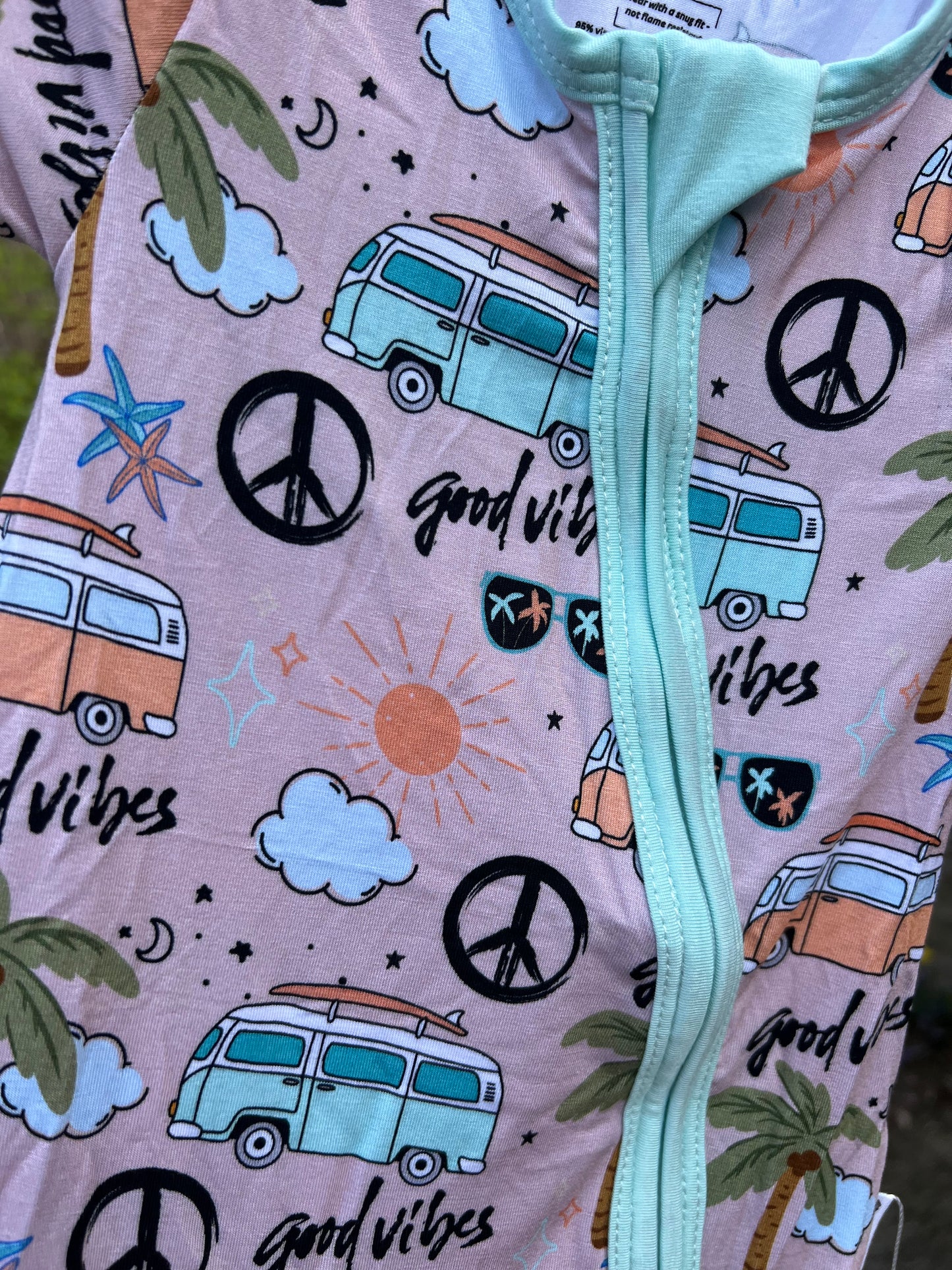 Good Vibes Only 🕶️ ☮️🌴